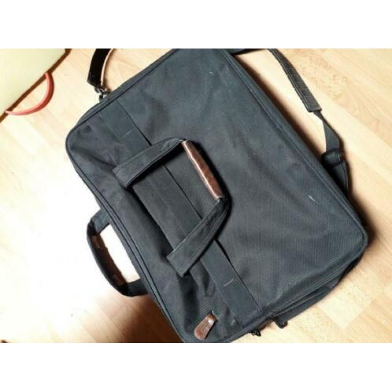 Grote complete laptop tas, zwart, veel vakken