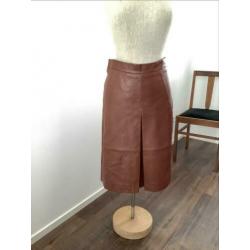 Essentiel lederen cognac kleurige rok. Mt 38