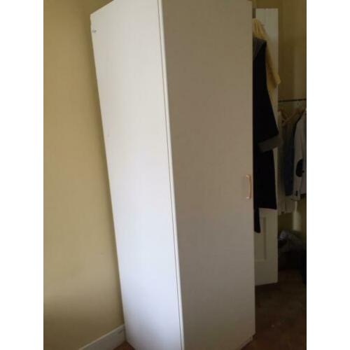 Grote en kleine kledingkast, hout, wit