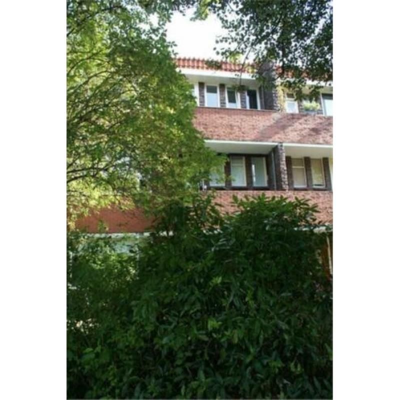 Mooie bovenwoning nabij UMCG te huur