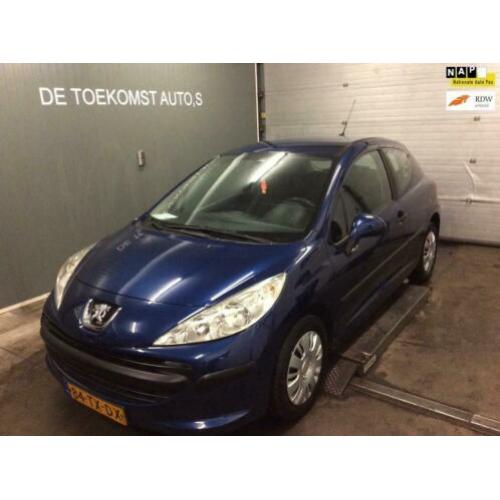 Peugeot 207 1.4-16V XR
