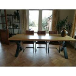 Robuuste eiken tafel 6 personen!