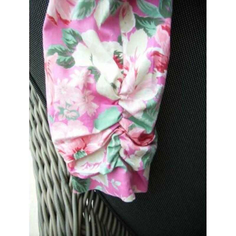 Prachtig gebloemd roze jasje/blazer maat 40 geheel gevoerd