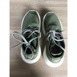 Adidas olijfgroen Tubular sportschoen S75923 mt 36 1/2 UK4