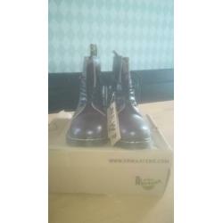 Dr. Martens AirWair bruin Mt 39