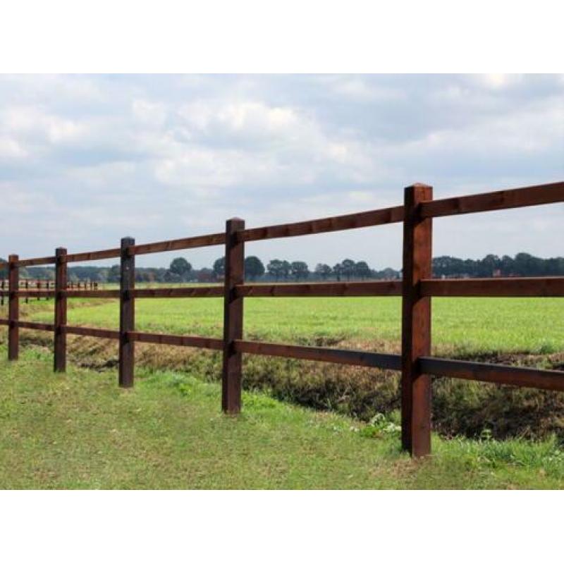 9. Houten omheining doorsteek, paardenbak, hekwerk paddock