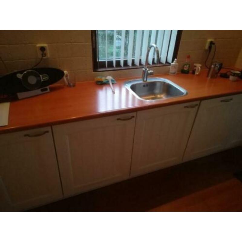 Grote complete keuken