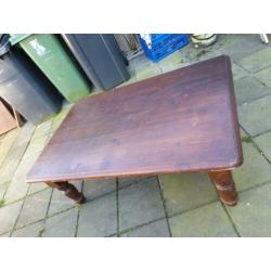 Oude houten tafel L 120 x B 80 x h 44