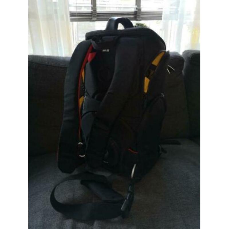 Kata 3n1-20 sling backpack cameratas.