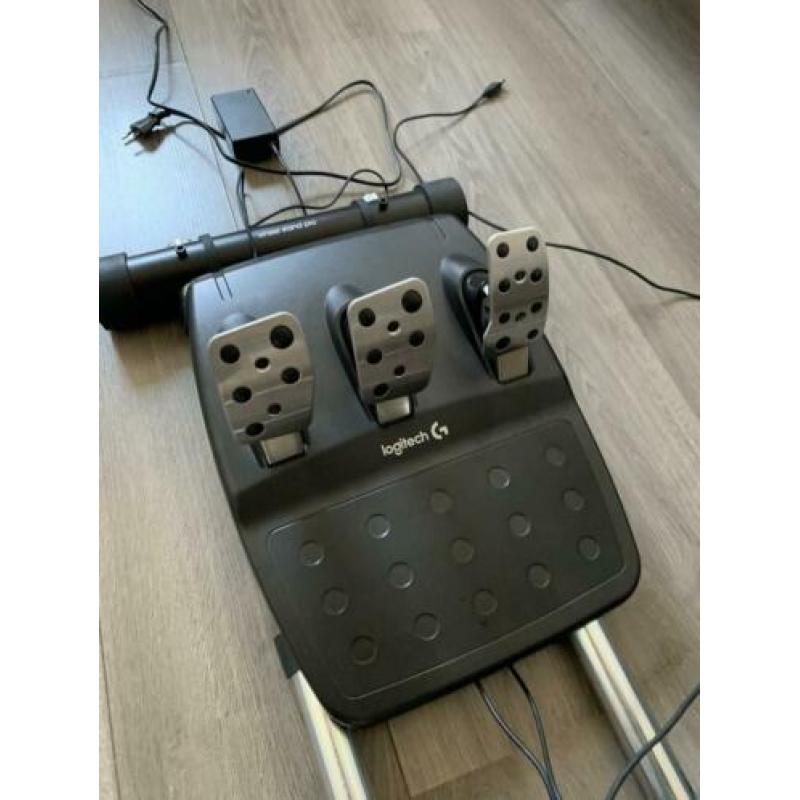 Logitech G29 driving forse racing wheel plus Standaard!