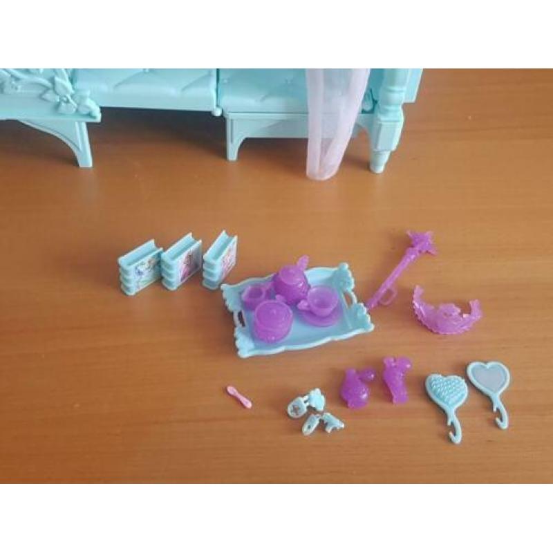 Barbie hemelbed / troon met geluid en accessoires
