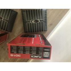Versterkers, subwoofer, speakers, kabels, enz enz