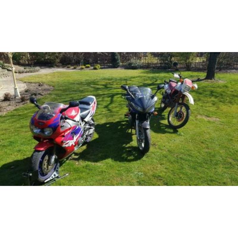 Honda Fireblade CBR 900 - Yamaha Fz 600 - Yamaha XT600
