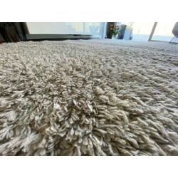 Vloerkleed / 2,35 x 1,67 / Loods 5 / Dik vloerkleed