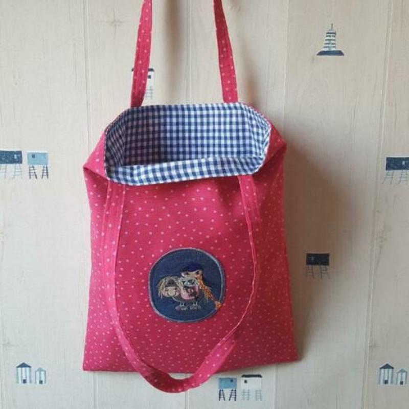 Roze canvas tas, met grappige applicatie meisje op pony