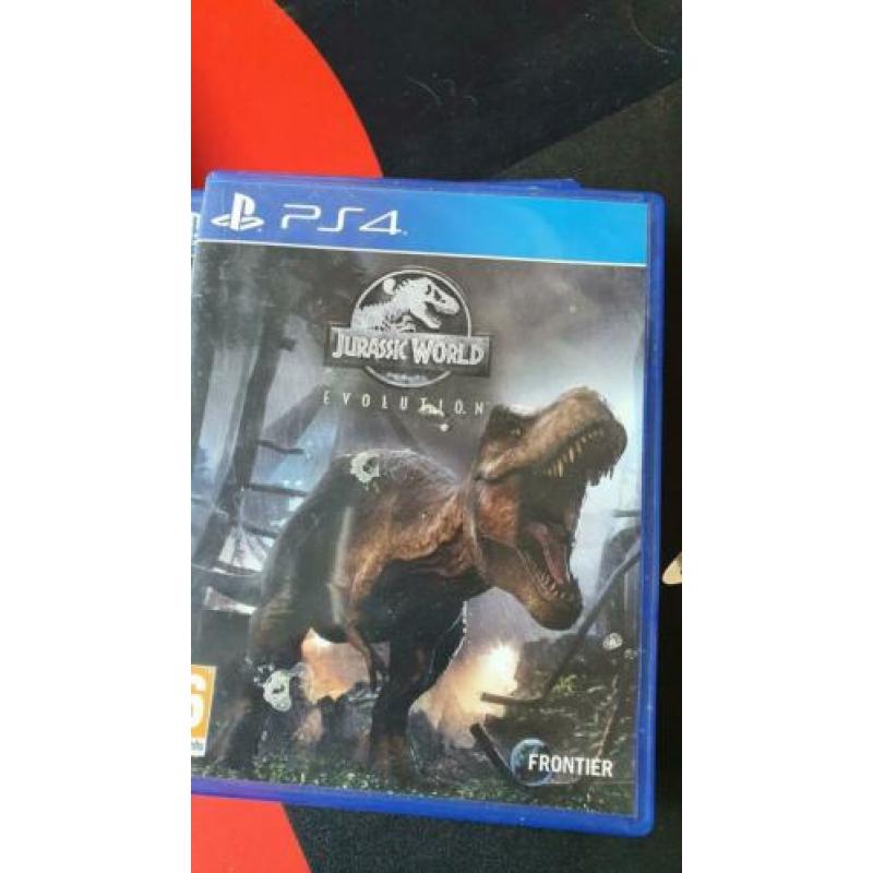 PlayStation 4 Pro met 2 Controllers en 4 games
