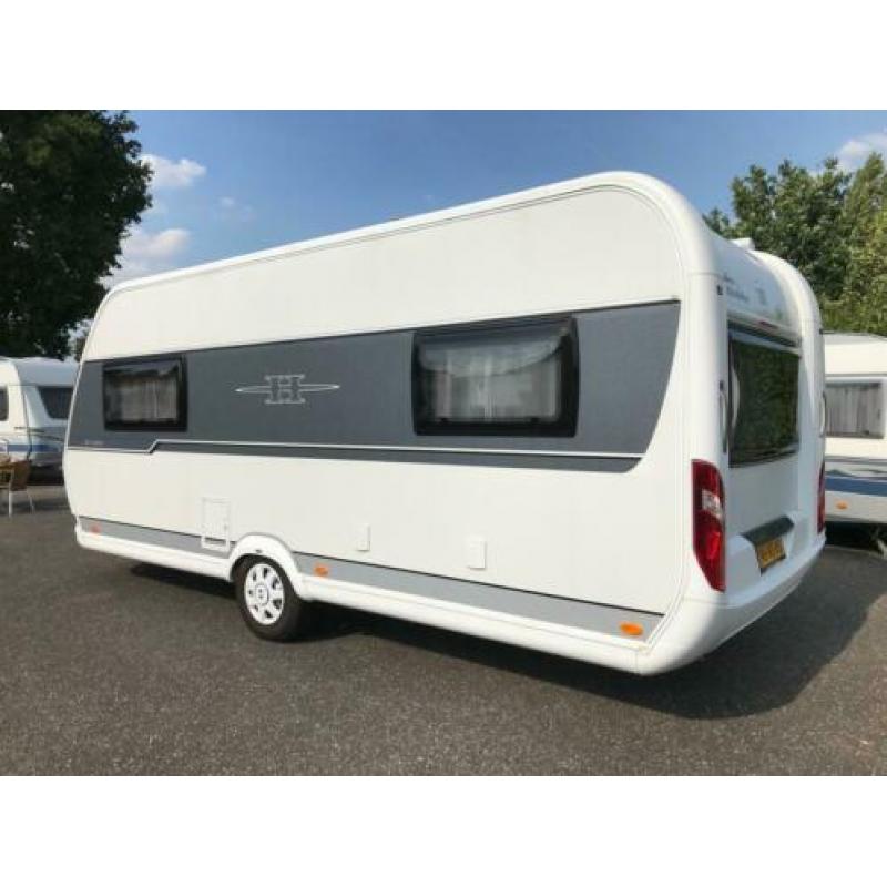 Hobby 495 UL de Luxe ENKELE BEDDEN