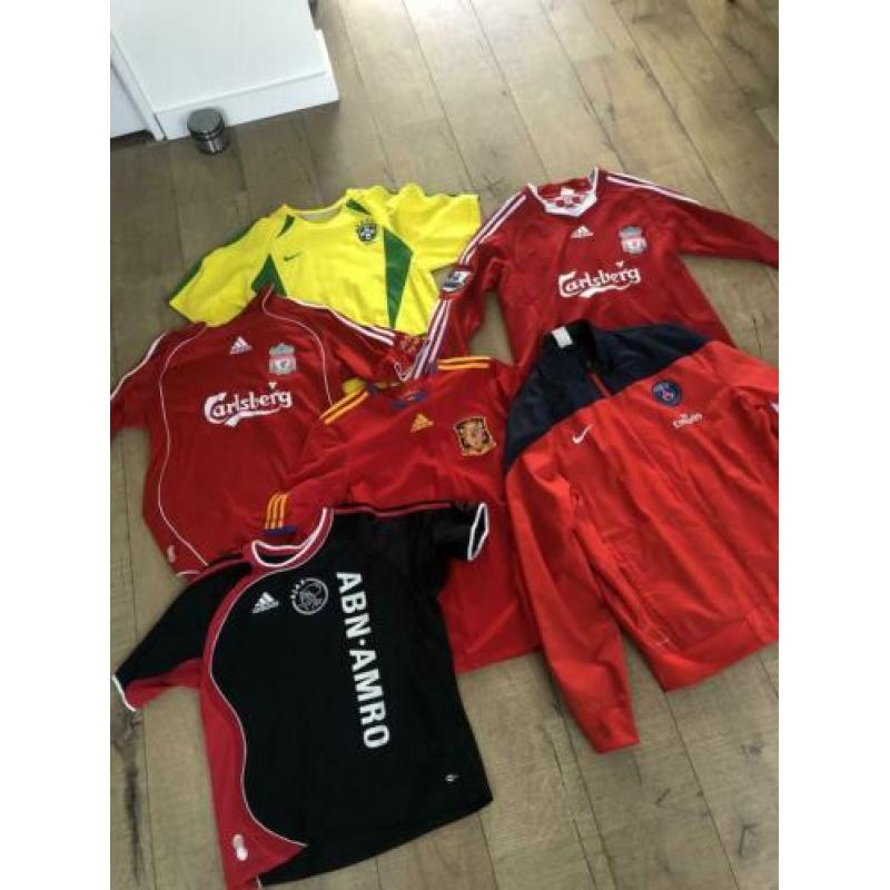 Diverse voetbal shirtjes