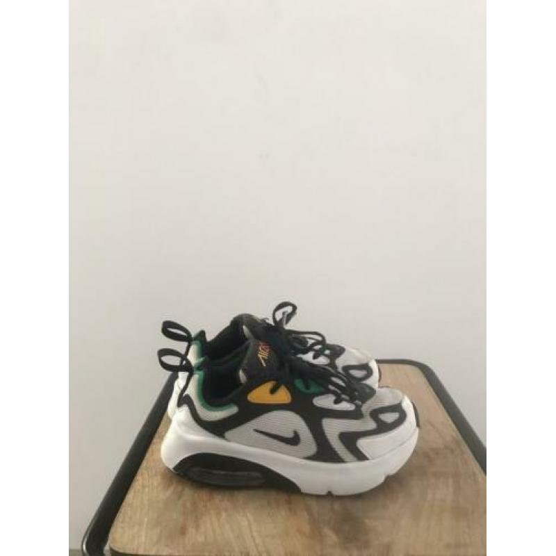 Nike Air Max 200 (maat 28)