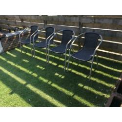 4 licht gewicht tuinstoeltjes