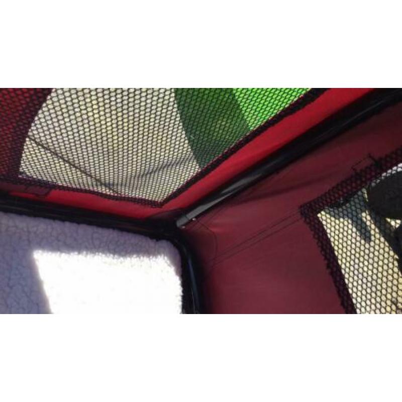Nylon hondenbench verstevigd