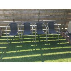 4 licht gewicht tuinstoeltjes