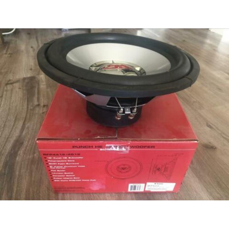 Versterkers, subwoofer, speakers, kabels, enz enz