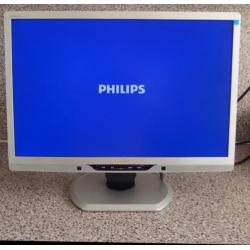 3 Stuks: 22 Inch Philips Beeldscherm Brilliance 225B2