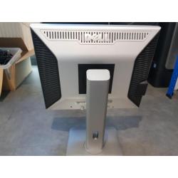 Dell 1907FPt 19" monitor