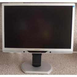 3 Stuks: 22 Inch Philips Beeldscherm Brilliance 225B2