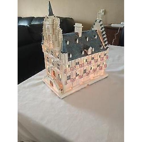 kersthuis groote witte herenhuis