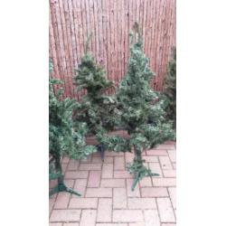 5 Kerstbomen. Ca.120 hoog.