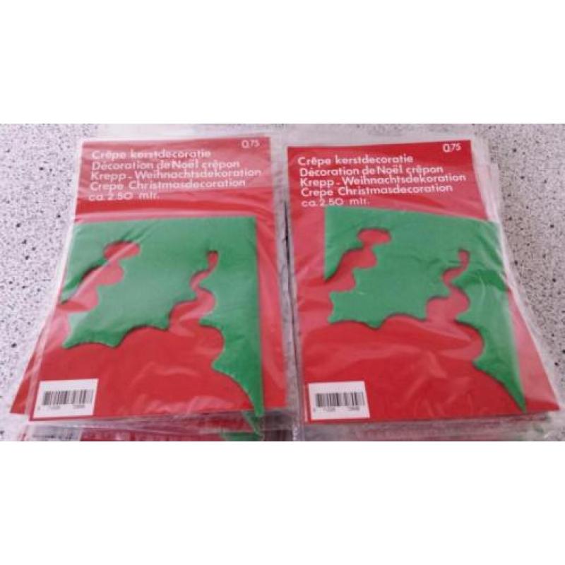 Te koop 26 zakjes Crêpe kerstdecoratie.