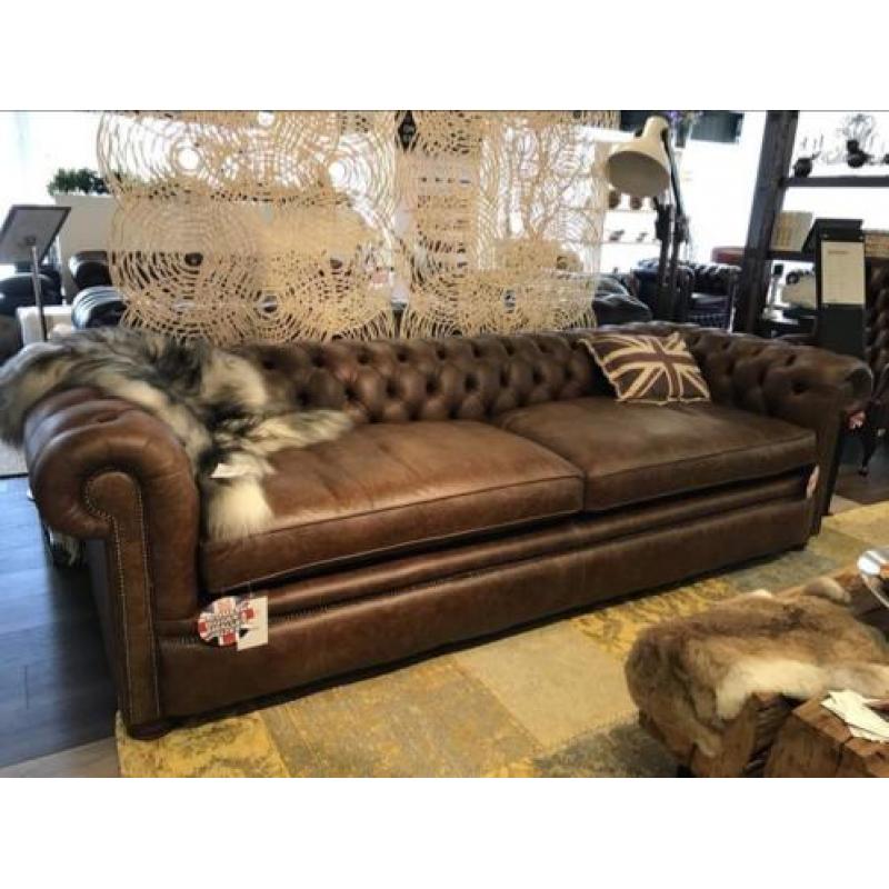 RUIME KEUZE IN TWEEDEHANDSE en NIEUWE CHESTERFIELD 1000m2!