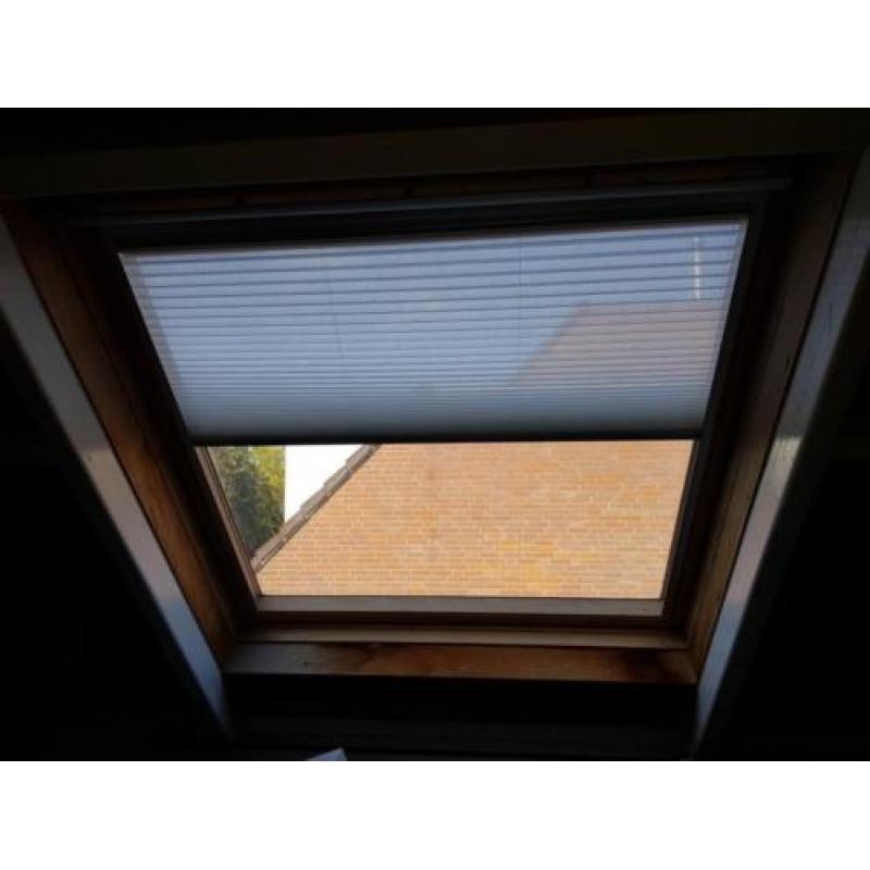 Velux zonwering met plissé en zonverduistering