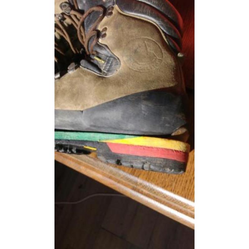 La Sportiva Nepal Top maat 44 cat. D schoenen stijgijzervast