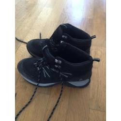 Wandelschoenen Human nature (zo goed als nieuw) maat 38