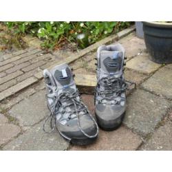 te koop bergschoenen maat 39