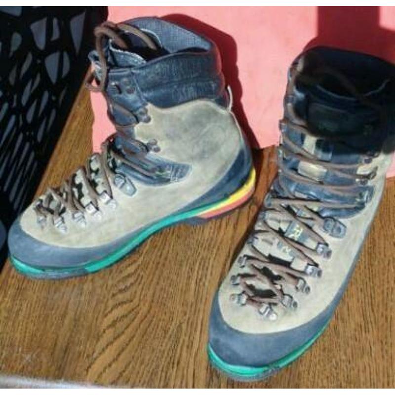 La Sportiva Nepal Top maat 44 cat. D schoenen stijgijzervast