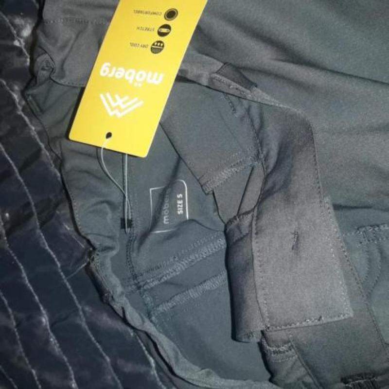 Möberg Outdoorpant women met afritsbare pijpen.