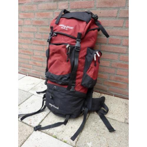 Grote wandelrugzak MET regenhoes 65 liter Perry sport Vagabo