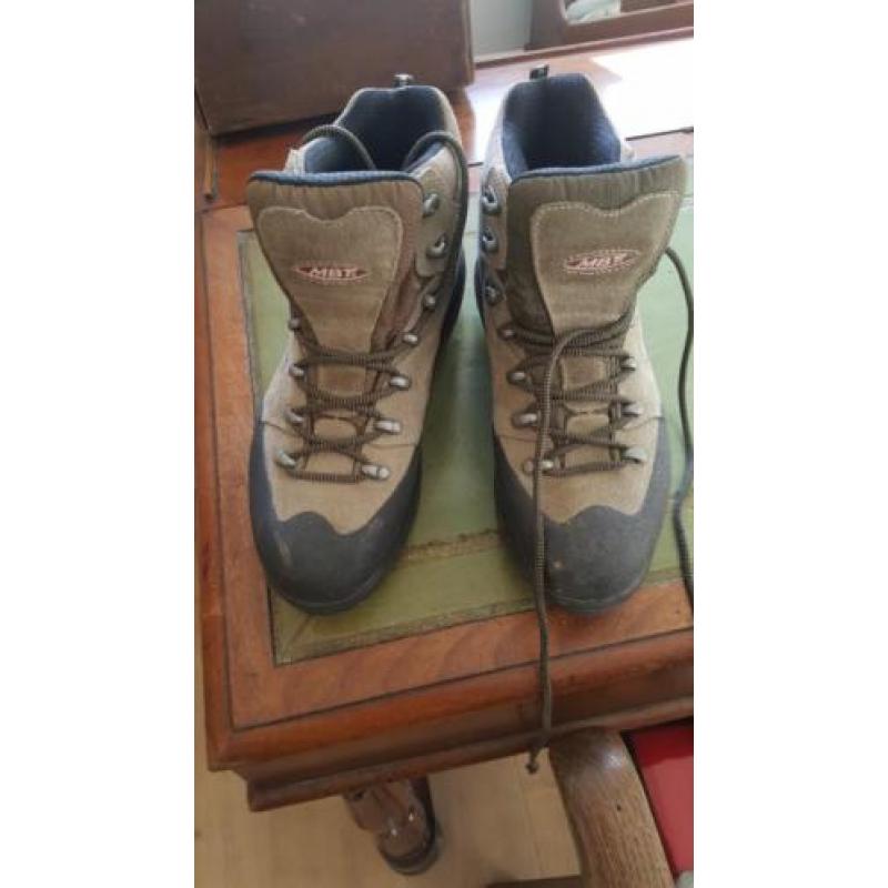 speciale MBT wandelschoenen mt 41