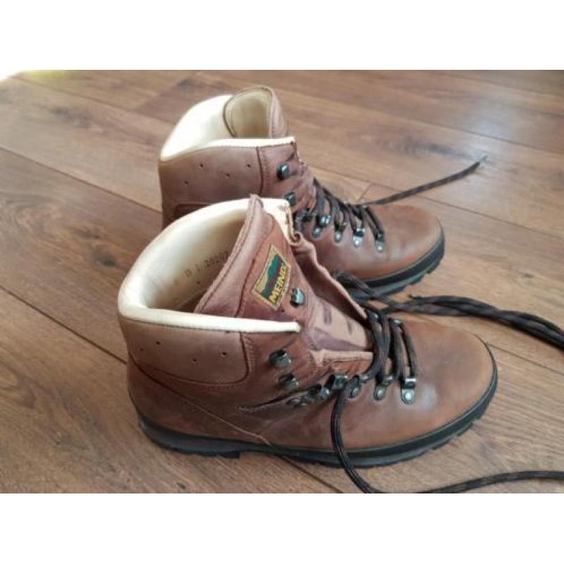 Meindl bergschoenen wandelschoenen 8 41? 42? Lees advertenti