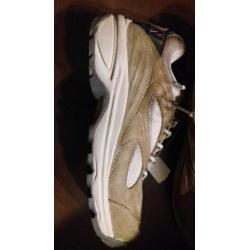 New balance wandelschoenen maat 5 = 37 1/2 NB nieuw